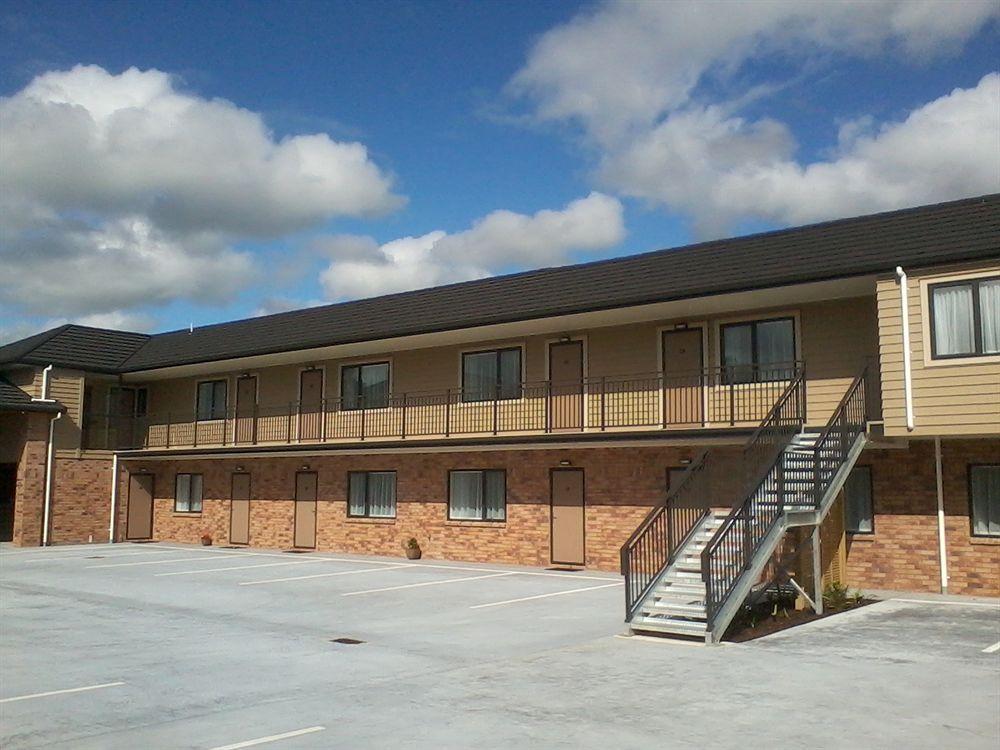 Arena Court Motel Hamilton Esterno foto