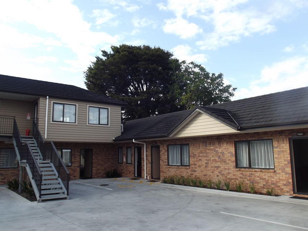 Arena Court Motel Hamilton Esterno foto